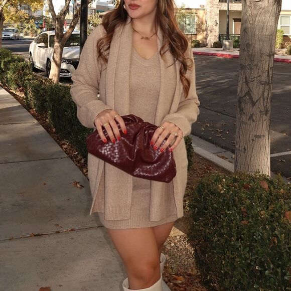Lulu’s Beige Sweater Dress with attached scarf - Picture 1 of 7